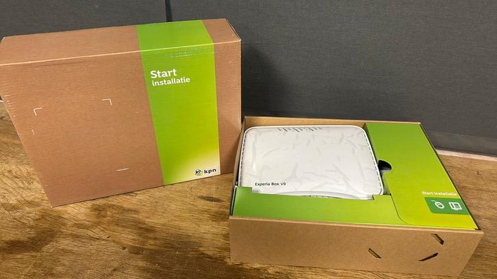 Kpn Experia box V9. NIEUW., Computers en Software, Routers en Modems, Nieuw, Ophalen of Verzenden
