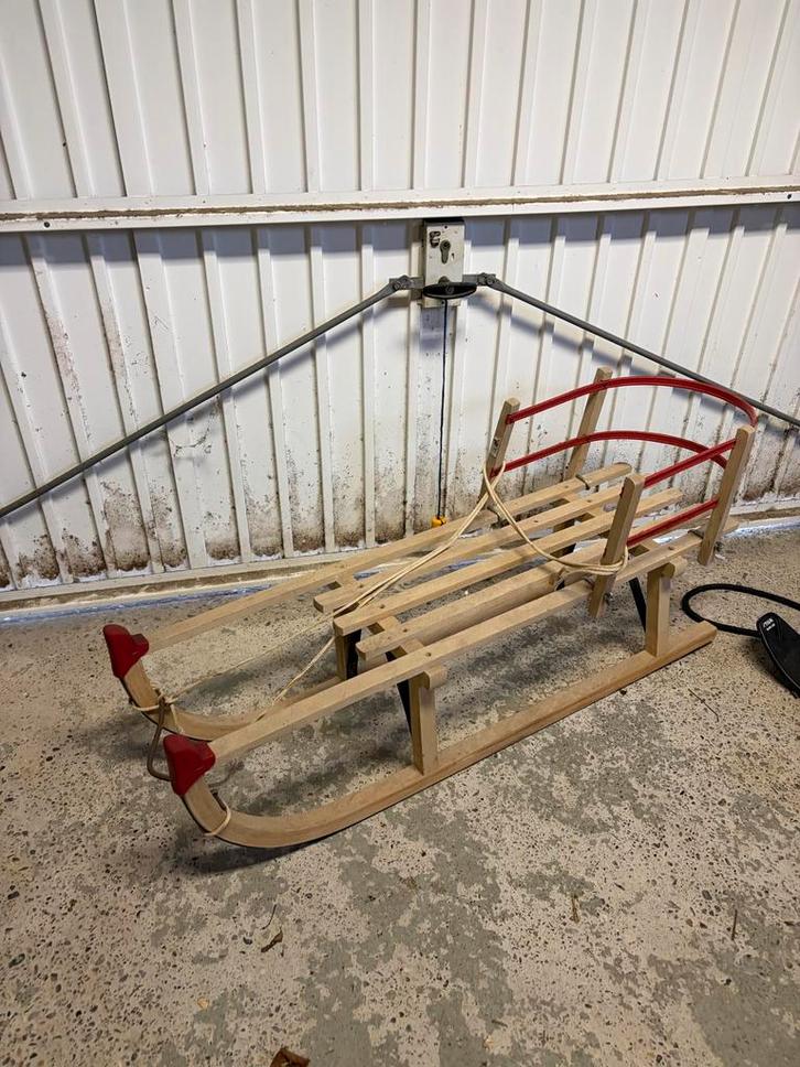 Houten slee met rugleuning, Sport en Fitness, Schaatsen, Gebruikt, Overige typen, Overige merken, Ophalen of Verzenden