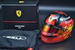 Carlos Sainz 1:2 Mini Helmet 2024 Ferrari, Verzamelen, Automerken, Motoren en Formule 1, Ophalen of Verzenden, Nieuw, Formule 1