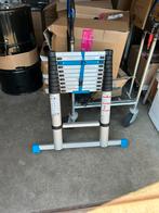 Nieuwe telescoop ladders 3.27, Doe-het-zelf en Verbouw, Ladders en Trappen, Ophalen, W, Nieuw, Ladder