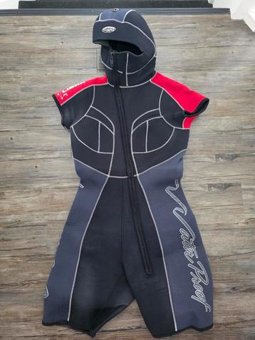 Wetsuit 5mm van Waterproof maat M beschikbaar voor biedingen