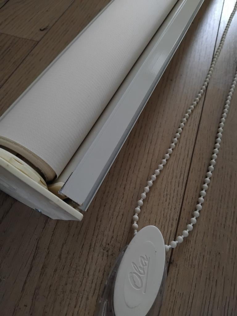 Rolgordijn 10€ moet weg, Huis en Inrichting, Stoffering | Gordijnen en Lamellen, Ophalen of Verzenden, 150 tot 200 cm