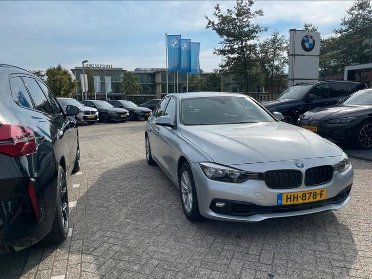 BMW 3-Serie 318i automaat ~ 1 jaar APK ~ topstaat!, Auto's, BMW, Particulier, 3-Serie, ABS, Adaptieve lichten, Airbags, Airconditioning