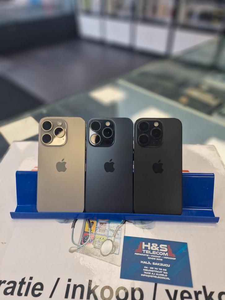 iPhone 15 Pro zwart/Blauw 2 jaar garantie als orgineel, Telecommunicatie, Mobiele telefoons | Apple iPhone, Zo goed als nieuw