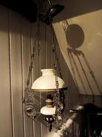 2 hele oude lampen, Ophalen