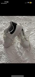 Super Trash sneakers maat 41, Kleding | Dames, Schoenen, Ophalen of Verzenden, Zo goed als nieuw, Wit, Sneakers of Gympen