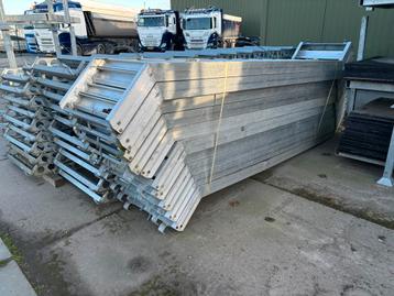 Scafom aluminium steigertrappen 2.00x2.57M beschikbaar voor biedingen