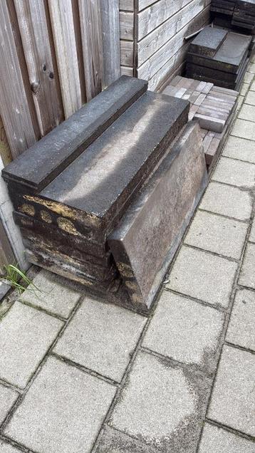Oud hollandse opsluitband 100x40x7 cm beschikbaar voor biedingen