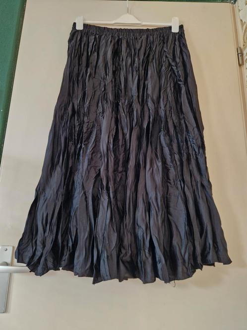 Madara Moonshine satijnachtige wijde kreukel rok met elastie, Kleding | Dames, Grote Maten, Zo goed als nieuw, Rok, Zwart, Ophalen of Verzenden