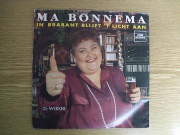 MA BONNEMA   IN BRABANT BLIJFT 'T LICHT AAN / DE WEKKER  beschikbaar voor biedingen