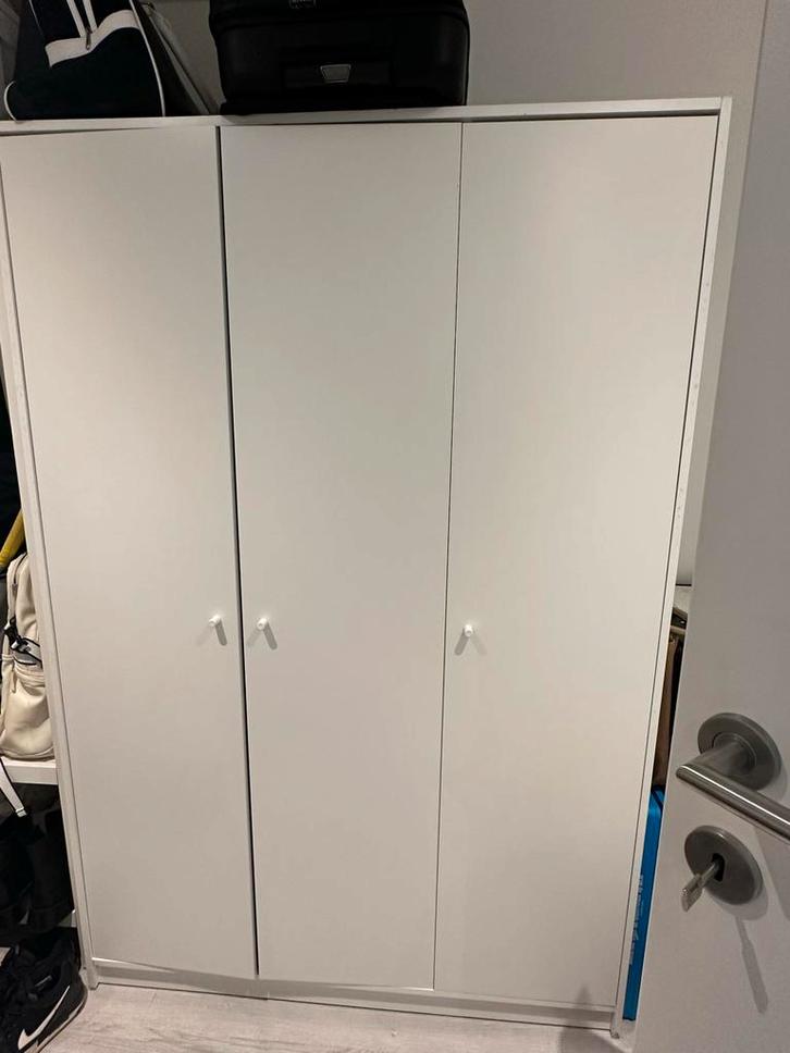 IKEA KLEPPSTAD Kledingkast 3 Deuren, Huis en Inrichting, Kasten | Kledingkasten, Gebruikt, 150 tot 200 cm, 100 tot 150 cm, 50 tot 75 cm