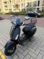 Vespa sprint bouwjaar 2022, Fietsen en Brommers, Scooters | Vespa, Overige modellen, Ophalen of Verzenden, Zo goed als nieuw, Benzine