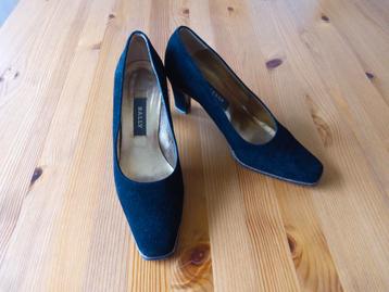 Bally pumps zwart, suede, maat 38,5, exclusief! beschikbaar voor biedingen
