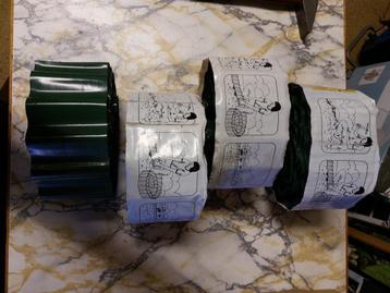 Nieuw 4 rollen grasrand 9 cm hoog beschikbaar voor biedingen