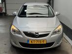 Opel Astra 1.6 Selection, Voorwielaandrijving, Stof, 680 kg, 4 cilinders
