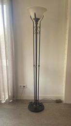 Klassieke vloerlamp met glazen kelk, Ophalen, Zo goed als nieuw, 150 tot 200 cm