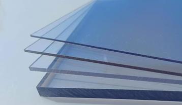Helder plexiglas. Nieuw, kan op maat geleverd worden. beschikbaar voor biedingen