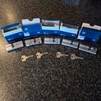 5 Gelijksluitende DOM Cilinders, Doe-het-zelf en Verbouw, Hang- en Sluitwerk, Ophalen of Verzenden, Gebruikt, Overige materialen