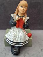 Candy Design Noorwegen, Meisjes met breiwerkje, Nr. 754810C, Ophalen of Verzenden