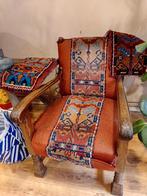 Opknappertje!!! Vintage rookstoel met kelimstof, Huis en Inrichting, Stoelen, Ophalen, Gebruikt, Bruin, Vintage