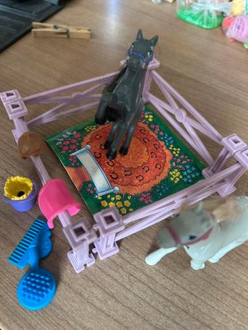 Littlest petshop ARABIAN PRANCERS Horses Ponies Playset beschikbaar voor biedingen
