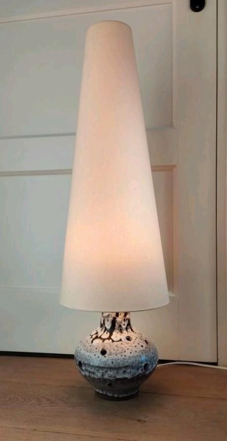 Vintage vloerlamp 60s fat lava lamp retro West Germany stijl, Huis en Inrichting, Lampen | Vloerlampen, Gebruikt, Minder dan 100 cm