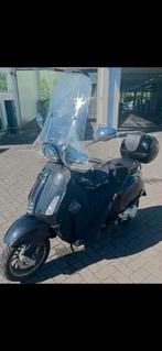 Vespa sprint iget 2018, Fietsen en Brommers, Brommers | Vespa, Overige modellen, Ophalen of Verzenden, Zo goed als nieuw, 1 versnellingen