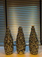 Siervazen (drie stuks), Gebruikt, Overige kleuren, Aardewerk of Porselein, Ophalen of Verzenden