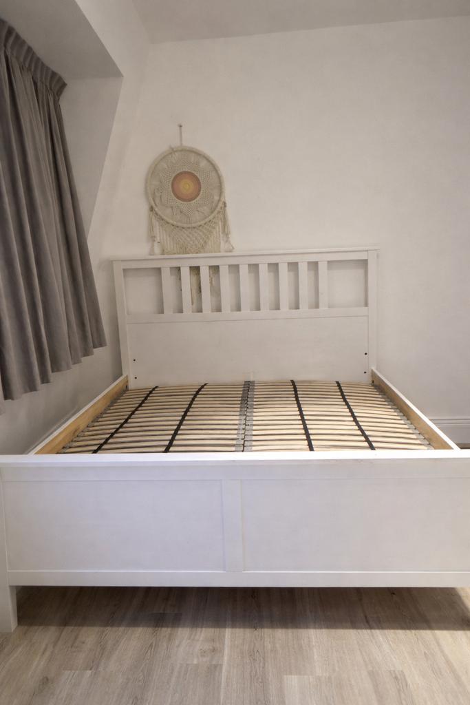 Ikea Hemnes bed 160 x 200 inclusief lade, Huis en Inrichting, Slaapkamer | Bedden, Gebruikt, Tweepersoons, 160 cm, 200 cm, Hout