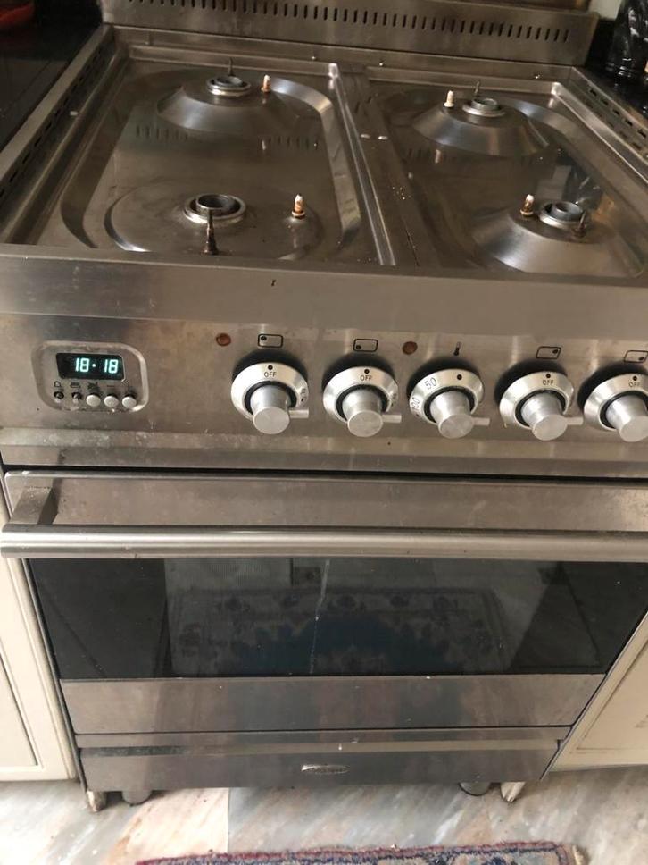 Boretti gasfornuis met oven (defect), Witgoed en Apparatuur, Fornuizen, Gebruikt, Vrijstaand, Gas, 4 kookzones, 85 tot 90 cm, 60 cm of meer
