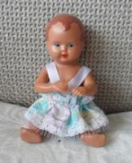 Schilkröt / Schildpad popje. 10 cm. Originele kleding., Verzamelen, Poppen, Ophalen of Verzenden, Zo goed als nieuw, Pop