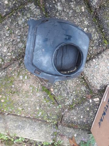 Bevestiging luchtfilterslang in zijscherm vw golf/ jetta mk2 beschikbaar voor biedingen