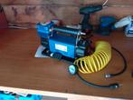 12 volt compressor met accu en lader, Minder dan 25 liter, Ophalen, Zo goed als nieuw, Minder dan 200 liter/min
