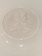 KPM Berlin wanddecoratie biscuit porselein wit, gaaf, Antiek en Kunst, Ophalen of Verzenden