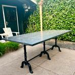 * gietijzer tafel onderstel, smeedijzer tuintafel hardsteen, Huis en Inrichting, Tafels | Eettafels, Ophalen, Zo goed als nieuw