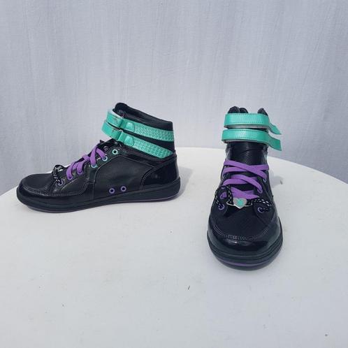 Stoere zwarte sneakers. Mt 40. Merk Playboy, Kleding | Dames, Schoenen, Zo goed als nieuw, Sneakers of Gympen, Zwart, Ophalen of Verzenden