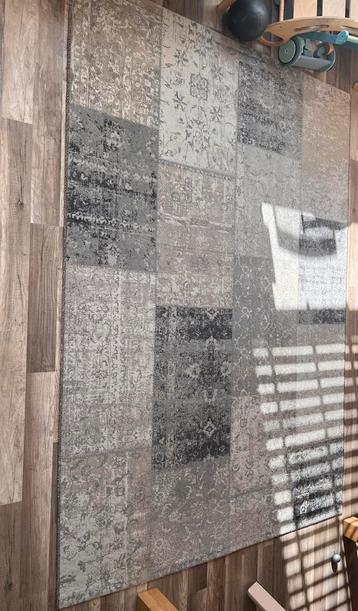 Vintage vloerkleed 130x190 cm – goede staat beschikbaar voor biedingen