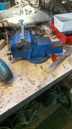 Te koop bankschroef 100mm, Doe-het-zelf en Verbouw, Werkbanken, Ophalen of Verzenden, Zo goed als nieuw, Bankschroef