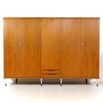 Grote vintage mid century 5-deurs kledingkast teak jaren '60, Ophalen of Verzenden, Zo goed als nieuw, 150 tot 200 cm, Teakhout
