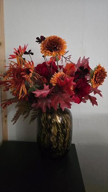 Kunstbloemen van Sharon beschikbaar voor biedingen