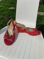 Stoere rode sandalen met sleehak. mt 36. Merk Cervone, ., Zo goed als nieuw, ., Rood