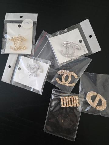 Diverse Broches - Stijlvol en Elegant! beschikbaar voor biedingen