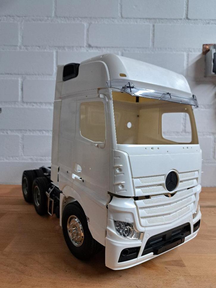 Tamiya Mercedes Actros, Hobby en Vrije tijd, Modelbouw | Auto's en Voertuigen, Nieuw, Truck, Groter dan 1:32, Tamiya, Ophalen of Verzenden