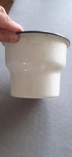 Creme kleurige  pot, Tuin en Terras, Bloempotten, Ophalen of Verzenden, Zo goed als nieuw, Rond, Kunststof