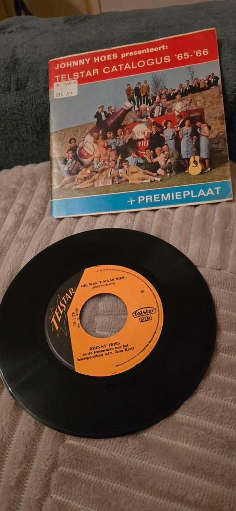 Johnny Hoes Telstar Catalogus '65-'66 + Single, Cd's en Dvd's, Vinyl Singles, Gebruikt, Nederlandstalig, Ophalen of Verzenden