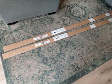 2 Ikea Voxtorp Keukenplinten beschikbaar voor biedingen