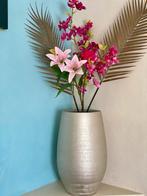 Decoratieve vaas met kunstbloemen, Huis en Inrichting, Woonaccessoires | Vazen, Ophalen, Overige materialen, Overige kleuren, 50 tot 75 cm