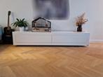 Artyx zwevend design tv-meubel met wandkast, Ophalen, Zo goed als nieuw, 25 tot 50 cm