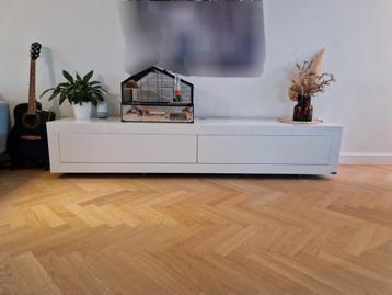 Artyx zwevend design tv-meubel met wandkast beschikbaar voor biedingen