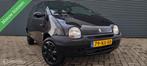 Renault Twingo 1.2 Dynamique, Auto's, Renault, Voorwielaandrijving, 4 cilinders, Zwart, Origineel Nederlands